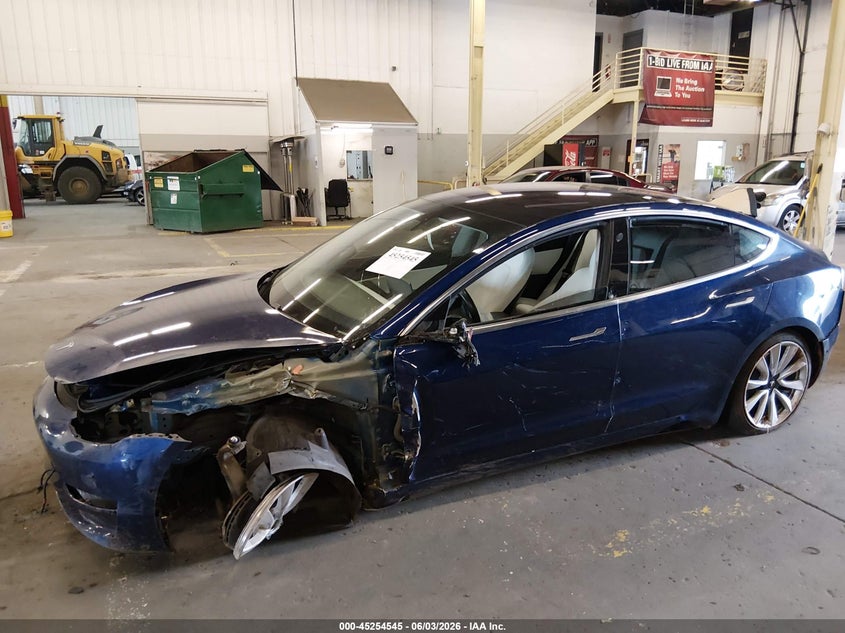 2018 Tesla Model 3 VIN 5YJ3E1EB9JF147693 IAAI salvage auction — FRONT END, Salvage Title, sold $25 on 2026-07-30 (photo 6)