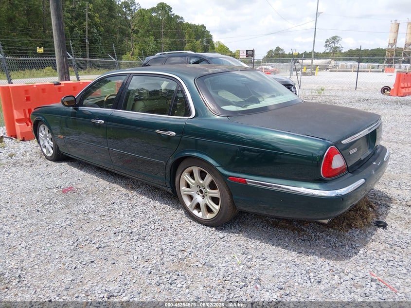 2005 Jaguar Xj VIN SAJWA82B75TG40835 IAAI salvage auction — NORMAL WEAR, Clear (Mississippi), sold $400 on 2026-07-10 (photo 3)