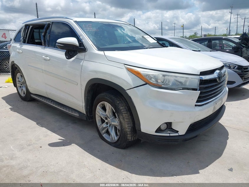 2015 Toyota Highlander VIN 5TDYKRFH3FS112523 IAAI salvage auction — RIGHT SIDE, Salvage Title, sold $5,600 on 2026-07-29 (photo 1)