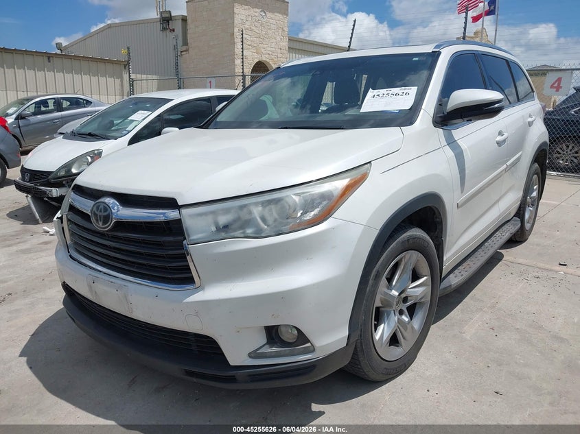 2015 Toyota Highlander VIN 5TDYKRFH3FS112523 IAAI salvage auction — RIGHT SIDE, Salvage Title, sold $5,600 on 2026-07-29 (photo 2)