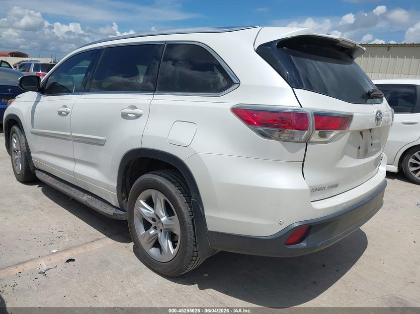 2015 Toyota Highlander VIN 5TDYKRFH3FS112523 IAAI salvage auction — RIGHT SIDE, Salvage Title, sold $5,600 on 2026-07-29 (photo 3)
