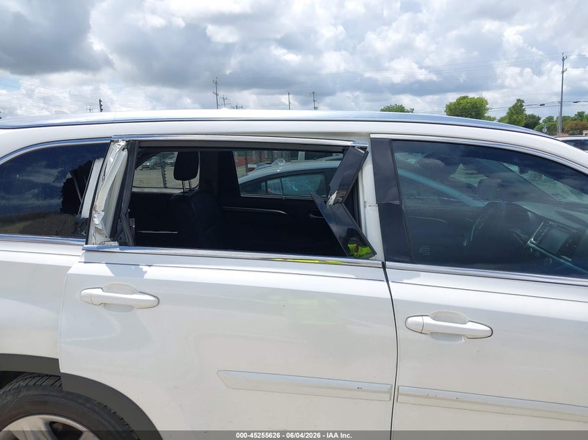 2015 Toyota Highlander VIN 5TDYKRFH3FS112523 IAAI salvage auction — RIGHT SIDE, Salvage Title, sold $5,600 on 2026-07-29 (photo 6)