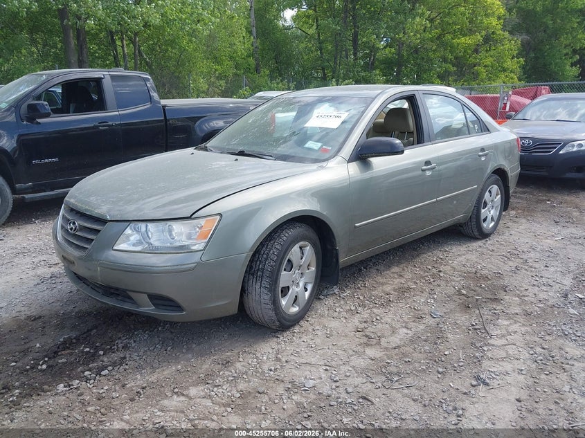 2009 Hyundai Sonata VIN 5NPET46C59H556472 IAAI salvage auction — NORMAL WEAR, Clear (New York), sold $75 on 2026-07-07 (photo 2)