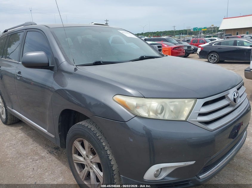 2011 Toyota Highlander VIN 5TDZA3EH7BS014515 IAAI salvage auction — HAIL, Clear (Oklahoma), sold $4,850 on 2026-07-15 (photo 6)