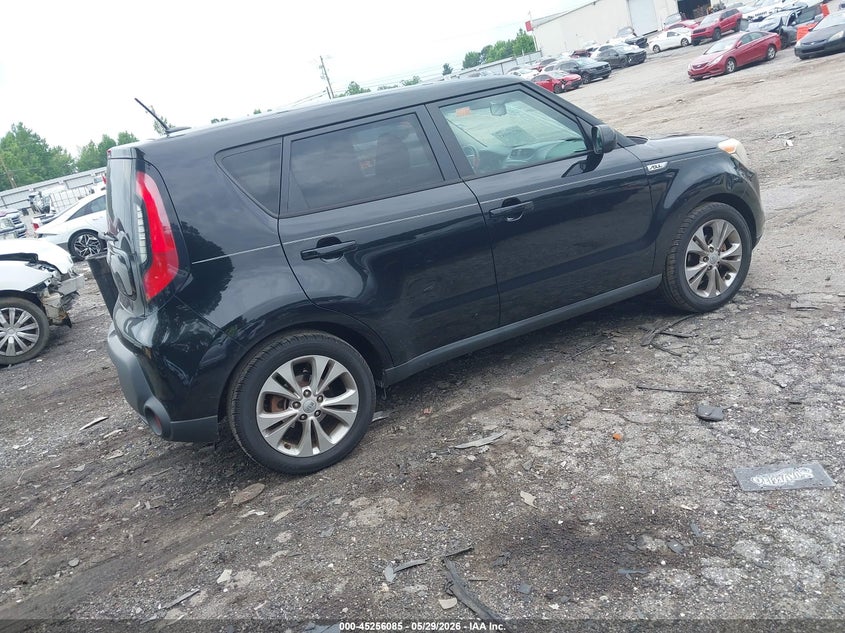 2015 Kia Soul VIN KNDJP3A56F7212574 IAAI salvage auction — VANDALISM, Salvage Title, sold $400 on 2026-07-08 (photo 4)
