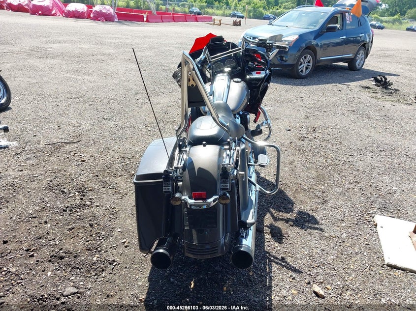 2023 Harley-davidson Road glide VIN 1HD1KTP18PB600826 IAAI salvage auction — LEFT & RIGHT, Salvage Title, sold $5,000 on 2026-09-29 (photo 6)