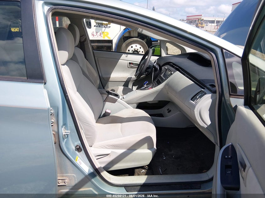 2013 Toyota Prius VIN JTDKN3DU8D5694079 IAAI salvage auction — FRONT & REAR, Salvage Title, sold $1,550 on 2026-07-09 (photo 5)