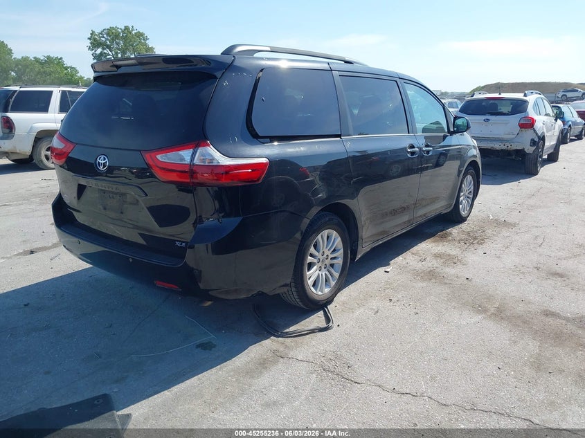 2015 Toyota Sienna VIN 5TDYK3DCXFS669370 IAAI salvage auction — HAIL, Salvage Title, sold $125 on 2026-07-28 (photo 4)