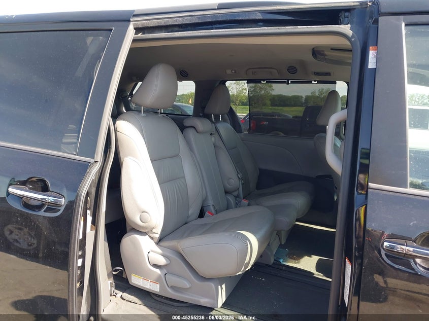 2015 Toyota Sienna VIN 5TDYK3DCXFS669370 IAAI salvage auction — HAIL, Salvage Title, sold $125 on 2026-07-28 (photo 8)