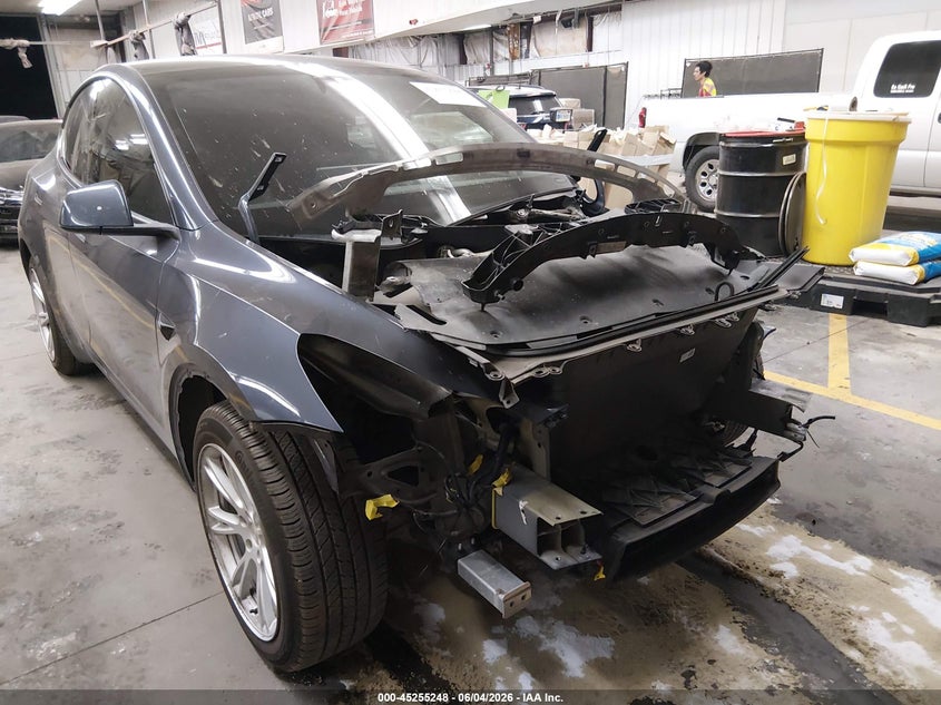 2023 Tesla Model y VIN 7SAYGAEE2PF791476 IAAI salvage auction — FRONT END, Salvage Title, sold $9,000 on 2026-07-16 (photo 6)