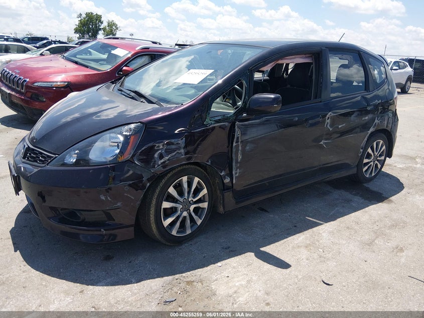 2013 Honda Fit VIN JHMGE8G52DC064284 IAAI salvage auction — SIDE, Salvage Title, sold $1,100 on 2026-07-07 (photo 2)