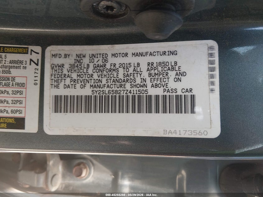 2007 Pontiac Vibe VIN 5Y2SL65827Z411505 IAAI salvage auction — NORMAL WEAR, Original (Ohio), sold $1,150 on 2026-07-08 (photo 9)