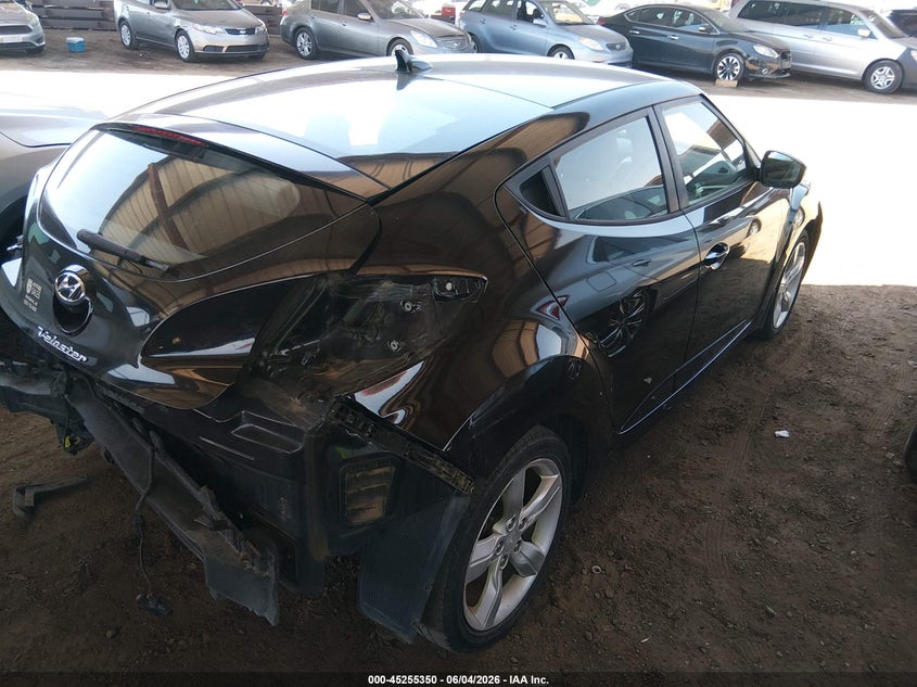 2013 Hyundai Veloster VIN KMHTC6ADXDU103977 IAAI salvage auction — REAR END, Salvage Title, sold $850 on 2026-07-16 (photo 4)