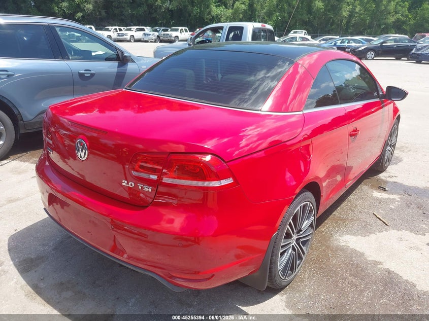 2012 Volkswagen Eos VIN WVWFW7AH2CV003883 IAAI salvage auction — SIDE, Salvage Title, sold $2,700 on 2026-07-08 (photo 4)