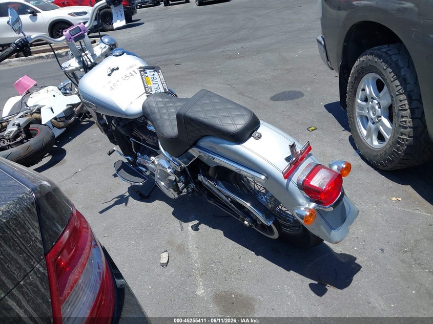 2023 Harley-davidson Softail VIN 1HD1YBK26PB029975 IAAI salvage auction — FRONT END, Salvage Title, sold $2,550 on 2026-07-17 (photo 3)