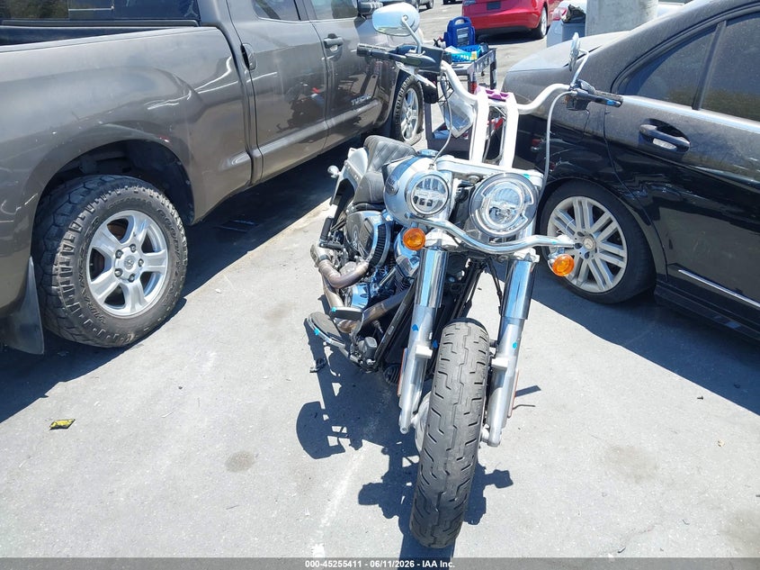 2023 Harley-davidson Softail VIN 1HD1YBK26PB029975 IAAI salvage auction — FRONT END, Salvage Title, sold $2,550 on 2026-07-17 (photo 5)