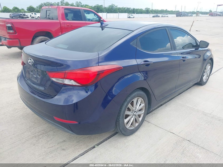 2014 Hyundai Elantra VIN 5NPDH4AE8EH486546 IAAI salvage auction — WATER/FLOOD, Salvage (Texas), sold $125 on 2026-07-31 (photo 4)
