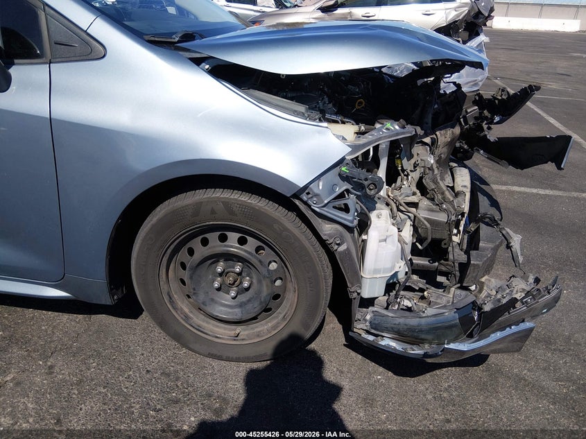 2020 Toyota Corolla VIN 5YFEPRAE0LP096125 IAAI salvage auction — FRONT END, Salvage Title, sold $3,500 on 2026-07-17 (photo 6)