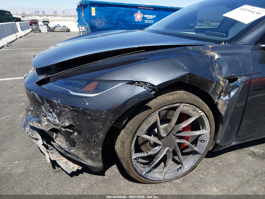 2025 Tesla Model 3 VIN 5YJ3E1ET0SF973262 IAAI salvage auction — FRONT & REAR, Salvage Title, sold $14,000 on 2026-07-31 (photo 6)
