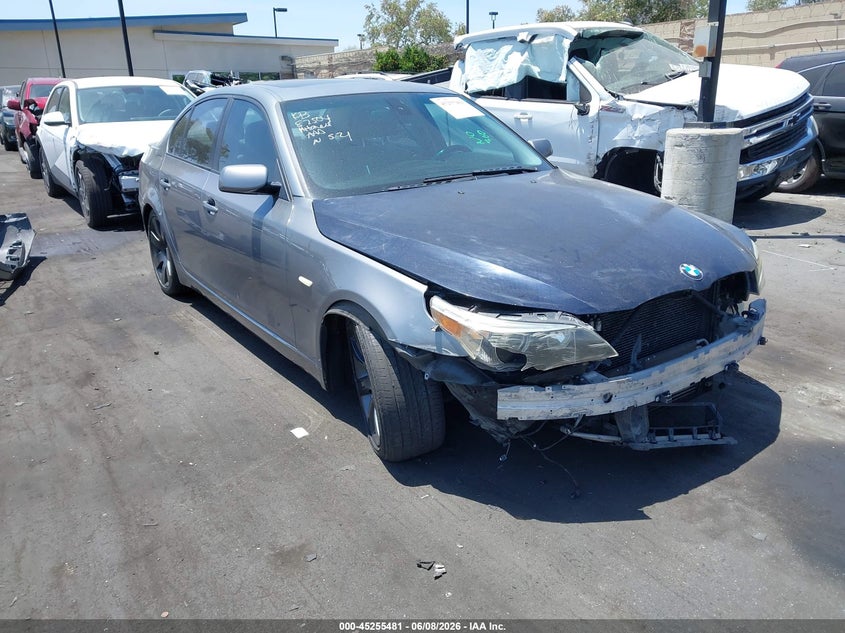 2008 BMW 5er VIN WBANW13568CZ81511 IAAI salvage auction — FRONT END, Salvage Title, sold $450 on 2026-07-17 (photo 1)