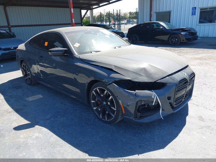 2026 BMW 4er VIN WBA73DA02TCV27422 — IAAI salvage auction photo