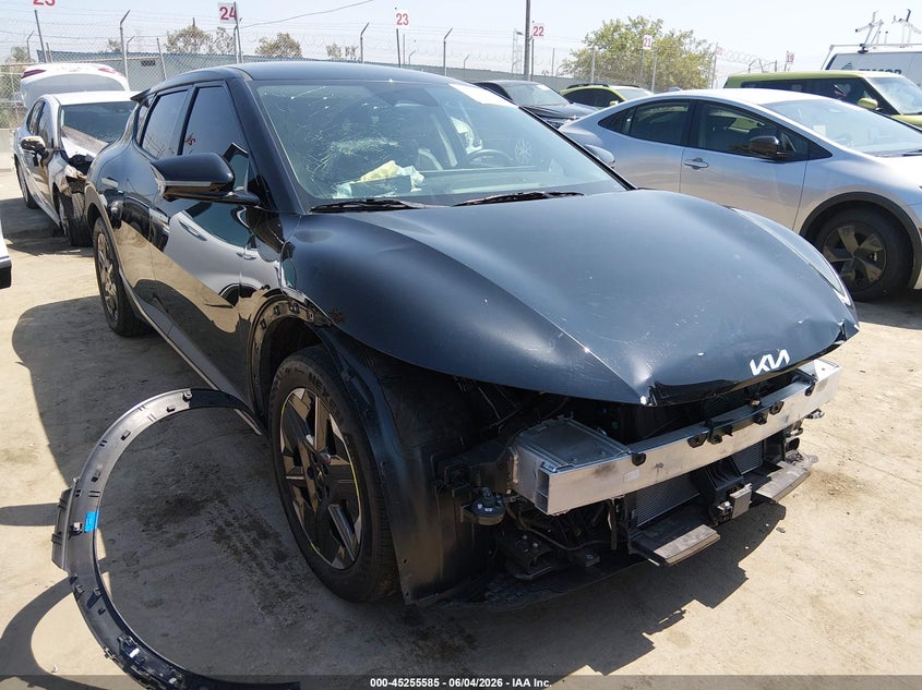 2025 Kia Ev6 VIN 5XYC34JA8SG011313 IAAI salvage auction — FRONT END, Salvage Title, sold $8,600 on 2026-08-01 (photo 1)