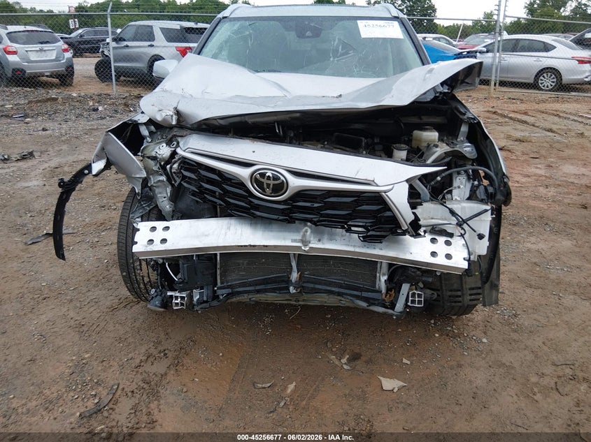 2023 Toyota Highlander VIN 5TDKDRAH0PS518736 IAAI salvage auction — FRONT END, Salvage Title, sold $9,650 on 2026-07-20 (photo 6)