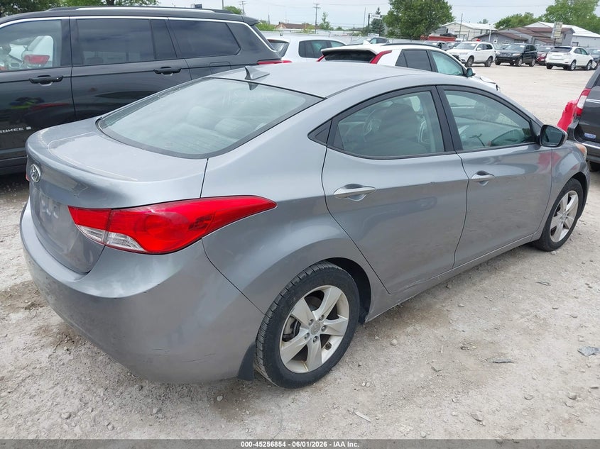 2013 Hyundai Elantra VIN KMHDH4AE2DU714430 IAAI salvage auction — THEFT, Salvage Title, sold $500 on 2026-07-28 (photo 4)