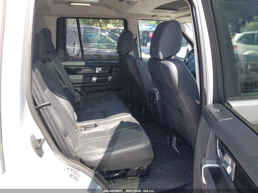 2016 Land rover Lr4 VIN SALAG2V67GA810005 IAAI salvage auction — NORMAL WEAR, Salvage (Massachusetts), sold $1,000 on 2026-07-22 (photo 8)