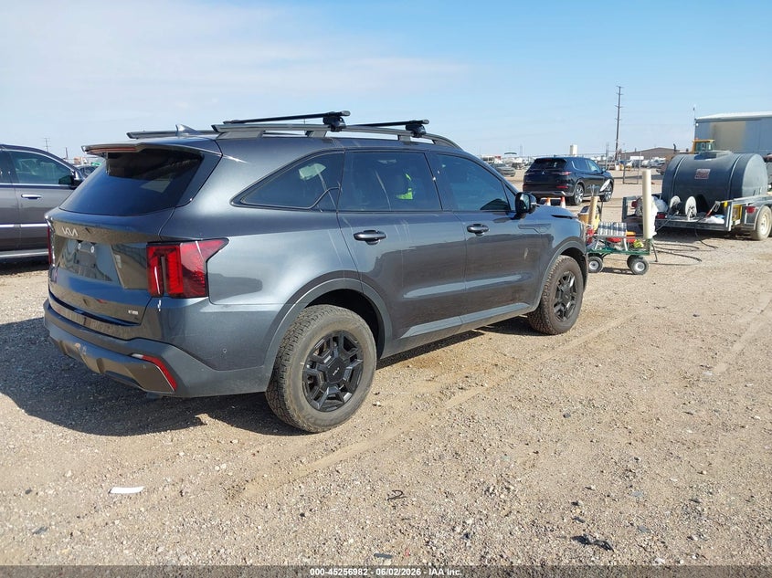 2024 Kia Sorento VIN 5XYRKDJF8RG261945 IAAI salvage auction — FRONT END, Salvage Title, sold $14,000 on 2026-08-29 (photo 4)