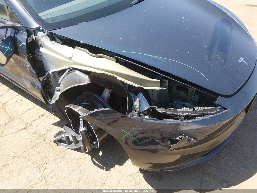 2024 Tesla Model 3 VIN 5YJ3E1EB0RF753928 IAAI salvage auction — RIGHT FRONT, Salvage Title, sold $17,750 on 2026-07-08 (photo 6)