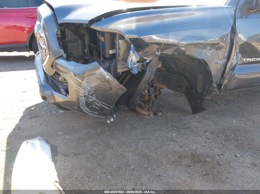 2017 Toyota Tacoma VIN 5TFCZ5AN5HX085009 IAAI salvage auction — LEFT FRONT, Salvage Title, sold $7,600 on 2026-07-18 (photo 6)