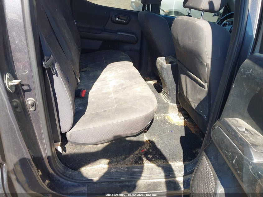 2017 Toyota Tacoma VIN 5TFCZ5AN5HX085009 IAAI salvage auction — LEFT FRONT, Salvage Title, sold $7,600 on 2026-07-18 (photo 8)