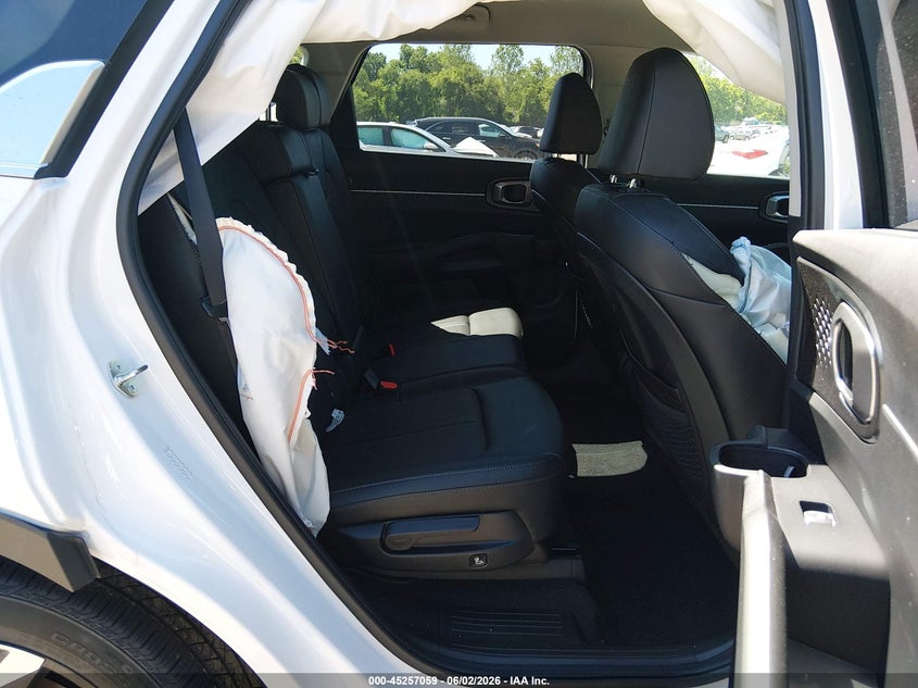 2026 Kia Sorento VIN 5XYRHDJF9TG452019 IAAI salvage auction — RIGHT SIDE, Salvage Title, sold $14,200 on 2026-07-21 (photo 8)