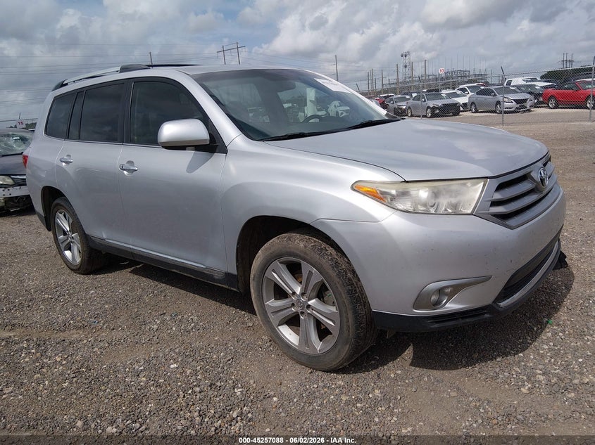 2013 Toyota Highlander VIN 5TDYK3EHXDS112966 IAAI salvage auction — WATER/FLOOD, Salvage Title, sold $1,050 on 2026-07-29 (photo 1)