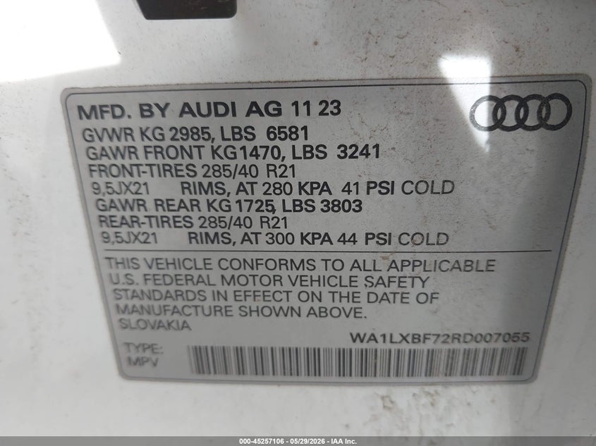 2024 Audi Q7 VIN WA1LXBF72RD007055 IAAI salvage auction — LEFT SIDE, Salvage (Minnesota), sold $23,600 on 2026-07-06 (photo 9)