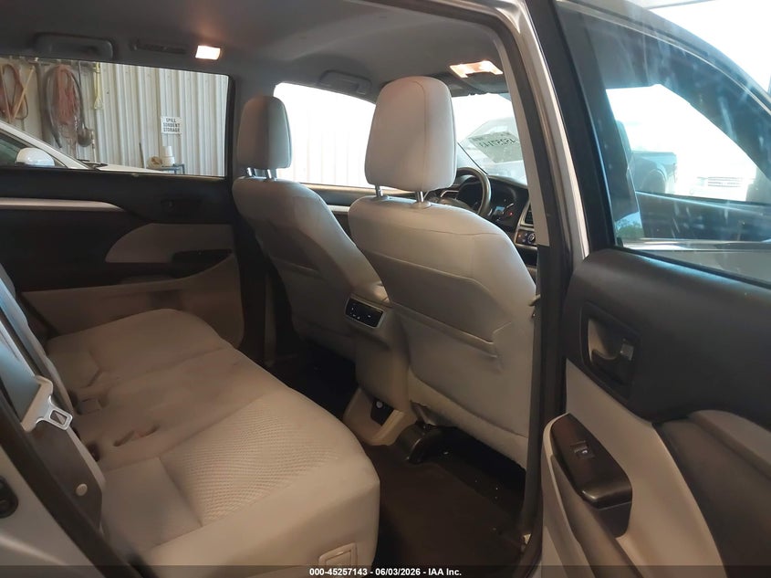 2014 Toyota Highlander VIN 5TDBKRFH4ES051803 IAAI salvage auction — FRONT END, Salvage Title, sold $4,850 on 2026-07-19 (photo 8)
