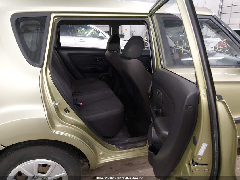 2012 Kia Soul VIN KNDJT2A50C7412660 IAAI salvage auction — REAR END, Salvage Title, sold $900 on 2026-07-07 (photo 8)