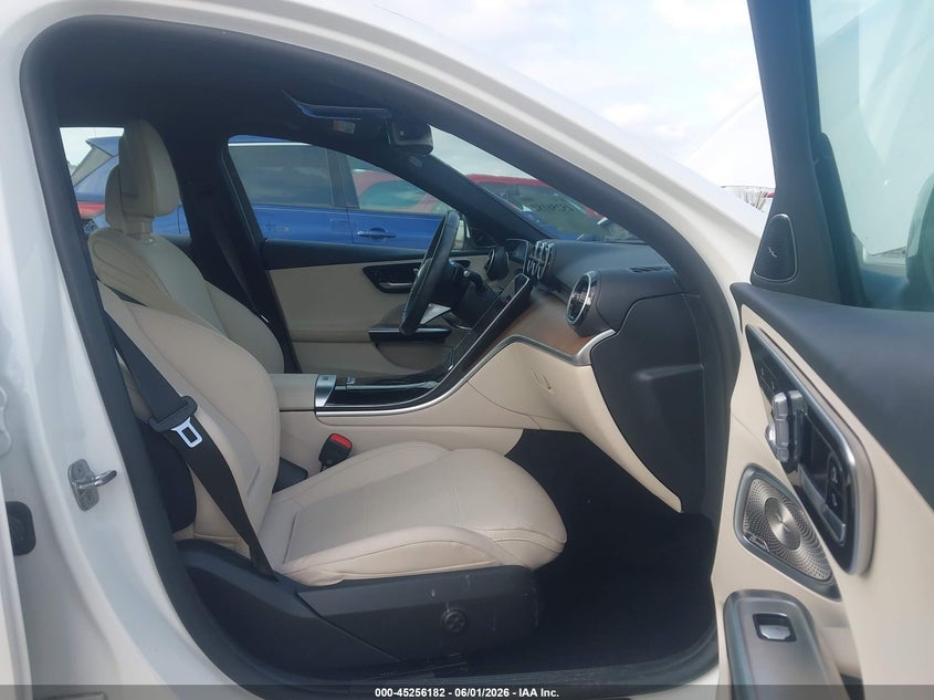 2024 Mercedes-benz C-klasse VIN W1KAF4HBXRR171272 IAAI salvage auction — FRONT END, Salvage Title, sold $20,000 on 2026-07-29 (photo 5)