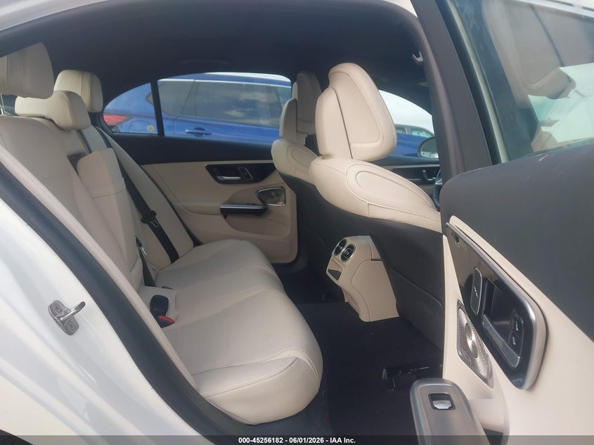 2024 Mercedes-benz C-klasse VIN W1KAF4HBXRR171272 IAAI salvage auction — FRONT END, Salvage Title, sold $20,000 on 2026-07-29 (photo 8)