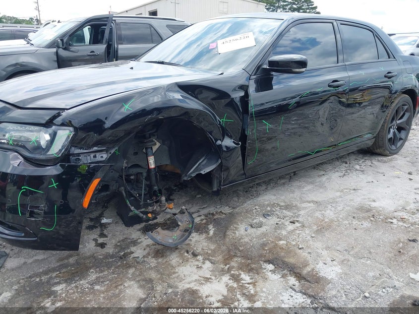 2022 Chrysler 300 VIN 2C3CCABG2NH158738 IAAI salvage auction — LEFT FRONT, Salvage Title, sold $7,250 on 2026-07-29 (photo 6)