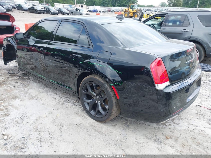 2022 Chrysler 300 VIN 2C3CCABG2NH158738 IAAI salvage auction — LEFT FRONT, Salvage Title, sold $7,250 on 2026-07-29 (photo 3)