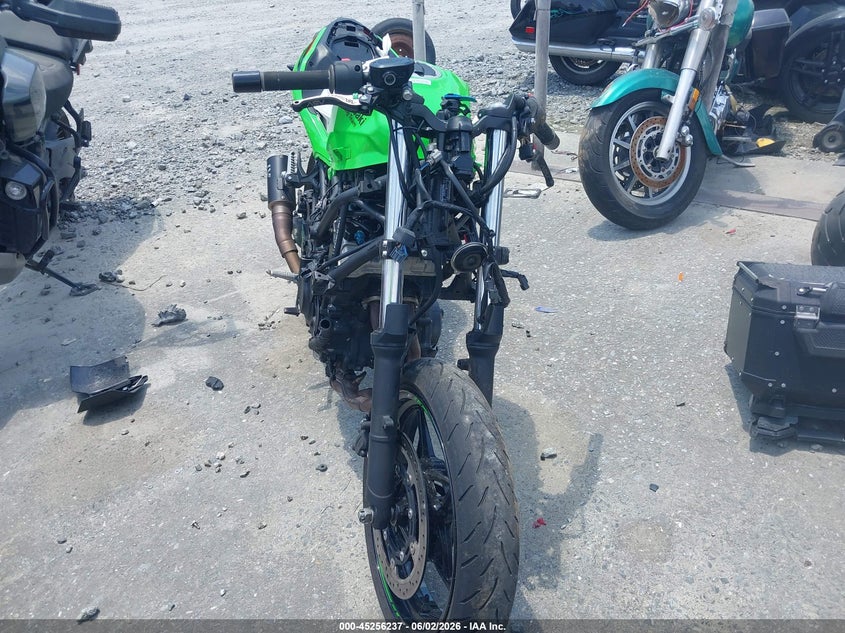 2024 Kawasaki Ninja VIN ML5EXGH15RDA26152 IAAI salvage auction — ALL OVER, Salvage Title, sold $475 on 2026-07-21 (photo 5)