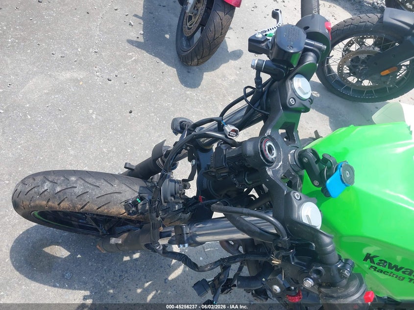 2024 Kawasaki Ninja VIN ML5EXGH15RDA26152 IAAI salvage auction — ALL OVER, Salvage Title, sold $475 on 2026-07-21 (photo 7)