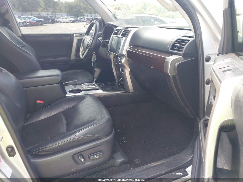 2014 Toyota 4runner VIN JTEZU5JRXE5068589 IAAI salvage auction — FRONT END, Salvage Title, sold $9,600 on 2026-07-09 (photo 5)