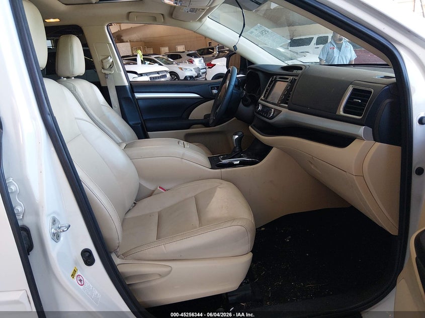 2016 Toyota Highlander VIN 5TDKKRFH3GS503680 IAAI salvage auction — FRONT END, Salvage Title, sold $8,200 on 2026-07-06 (photo 5)