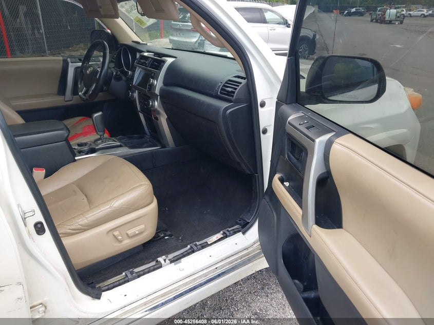 2012 Toyota 4runner VIN JTEZU5JR7C5037443 IAAI salvage auction — Burn Interior, Salvage Title, sold $6,900 on 2026-07-09 (photo 5)