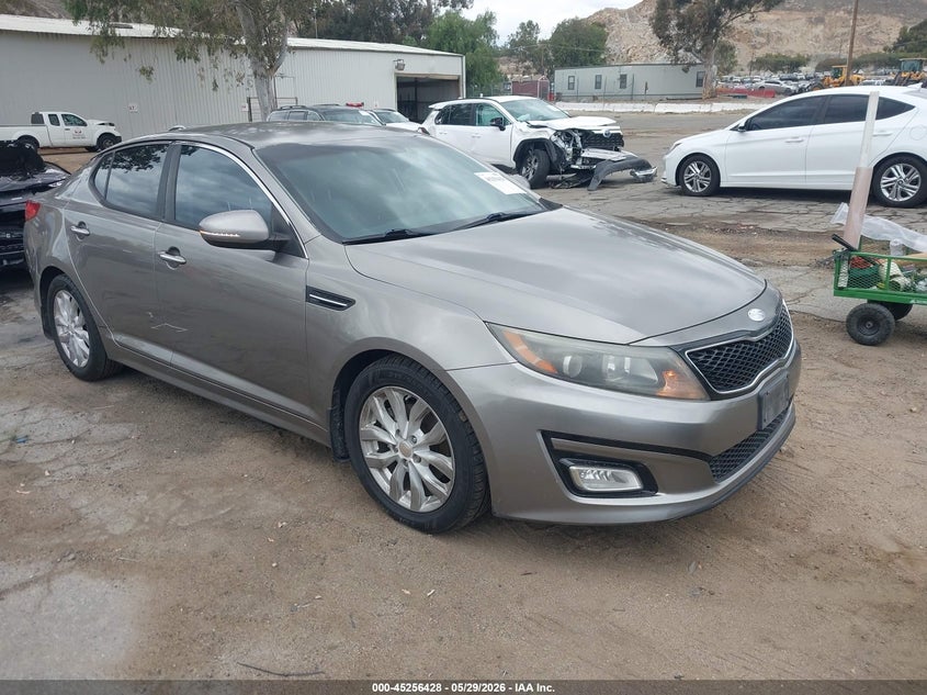 2015 Kia Optima VIN 5XXGN4A76FG378043 IAAI salvage auction — NORMAL WEAR, Clear - Dealer Only (California), sold $375 on 2026-07-07 (photo 1)