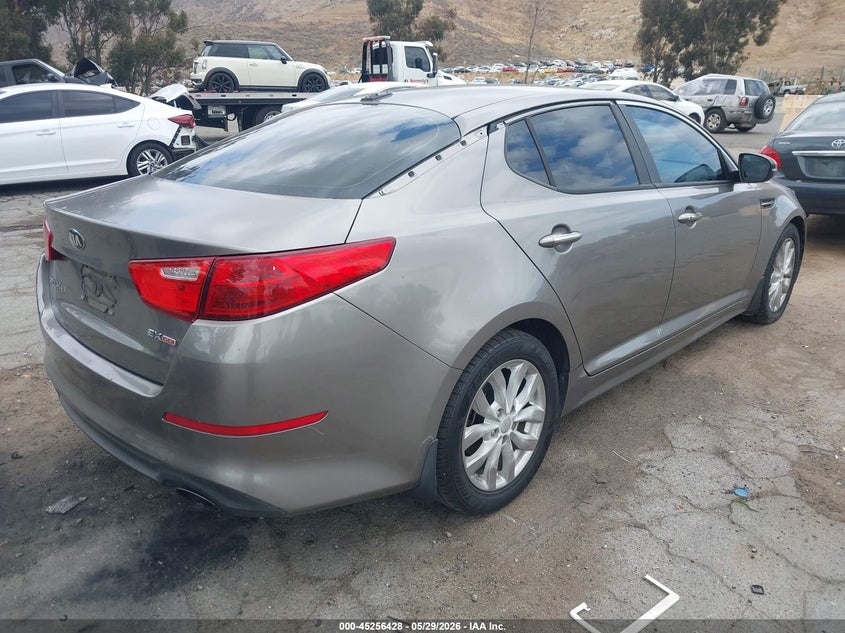 2015 Kia Optima VIN 5XXGN4A76FG378043 IAAI salvage auction — NORMAL WEAR, Clear - Dealer Only (California), sold $375 on 2026-07-07 (photo 4)