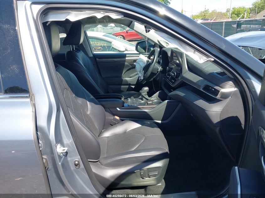 2023 Toyota Highlander VIN 5TDKDRBH2PS047171 IAAI salvage auction — FRONT END, Salvage Title, sold $8,200 on 2026-07-29 (photo 5)